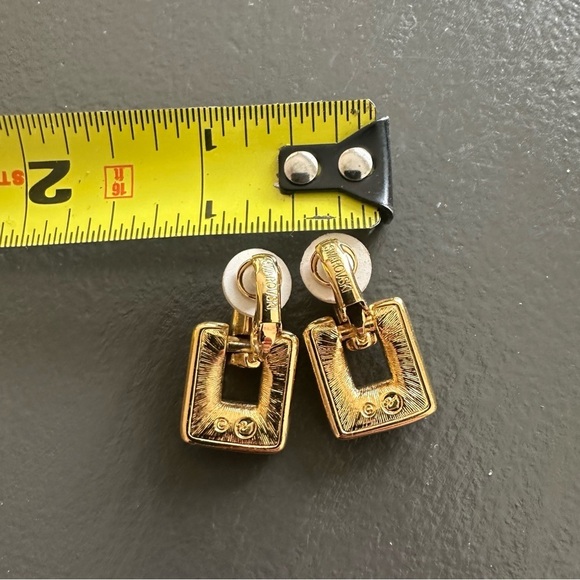 Swarovski Swan Couture Pave Crystal Gold Art Deco Drop Dangle Clip On Earrings - Picture 11 of 16